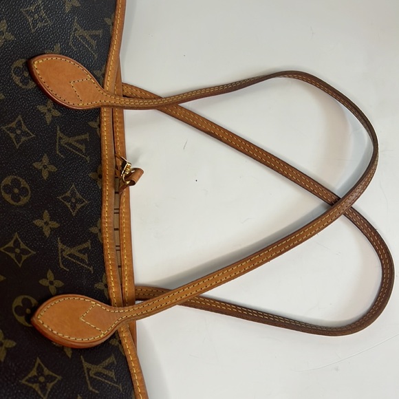 Louis Vuitton Neverfull MM monogram beige interior - Picture 14 of 16